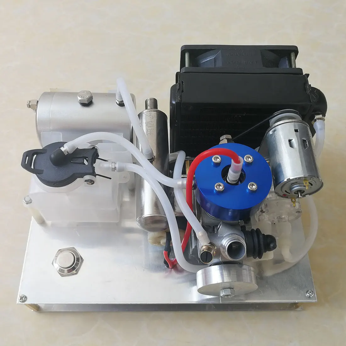 TOYAN Nivel 15 Metanol Motor Motor pe Benzina Model DIY Micro 12V Set Generator Răcit Cu Apă Radiator Dispozitiv Pentru Copil 1