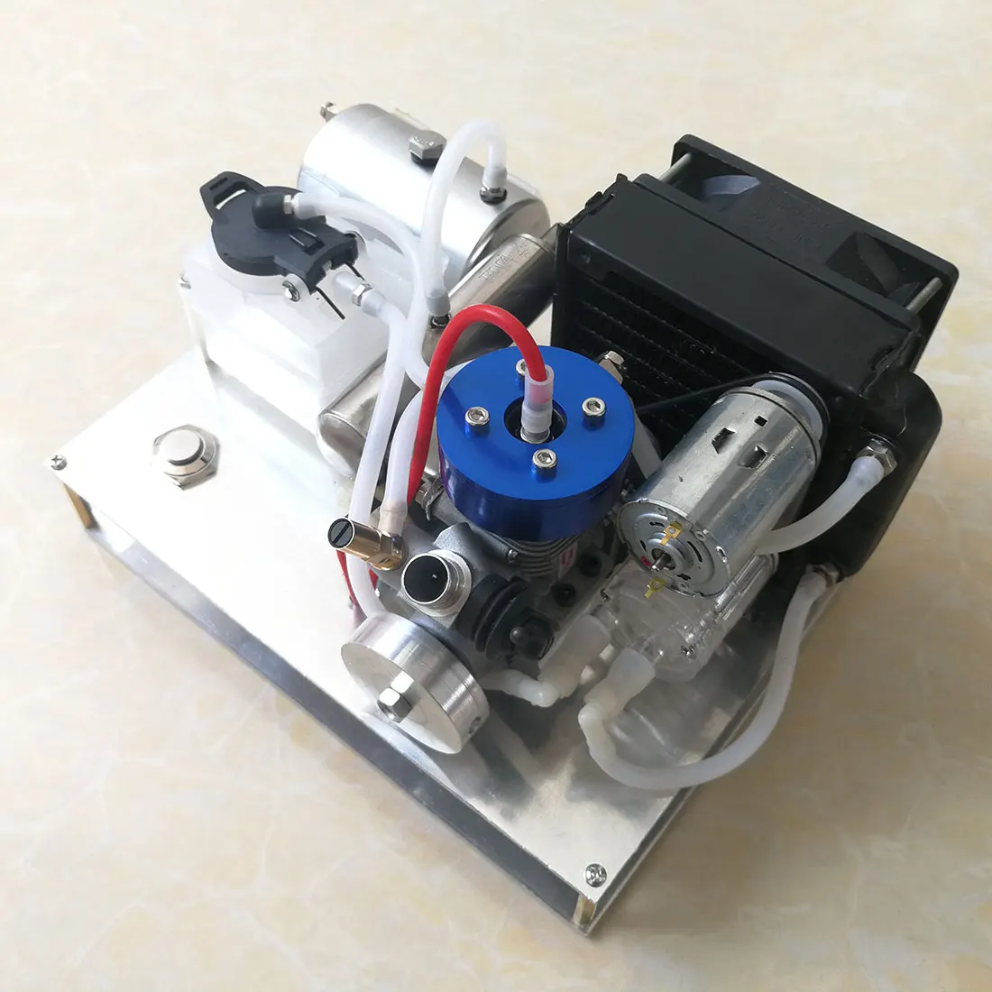 TOYAN Nivel 15 Metanol Motor Motor pe Benzina Model DIY Micro 12V Set Generator Răcit Cu Apă Radiator Dispozitiv Pentru Copil 3